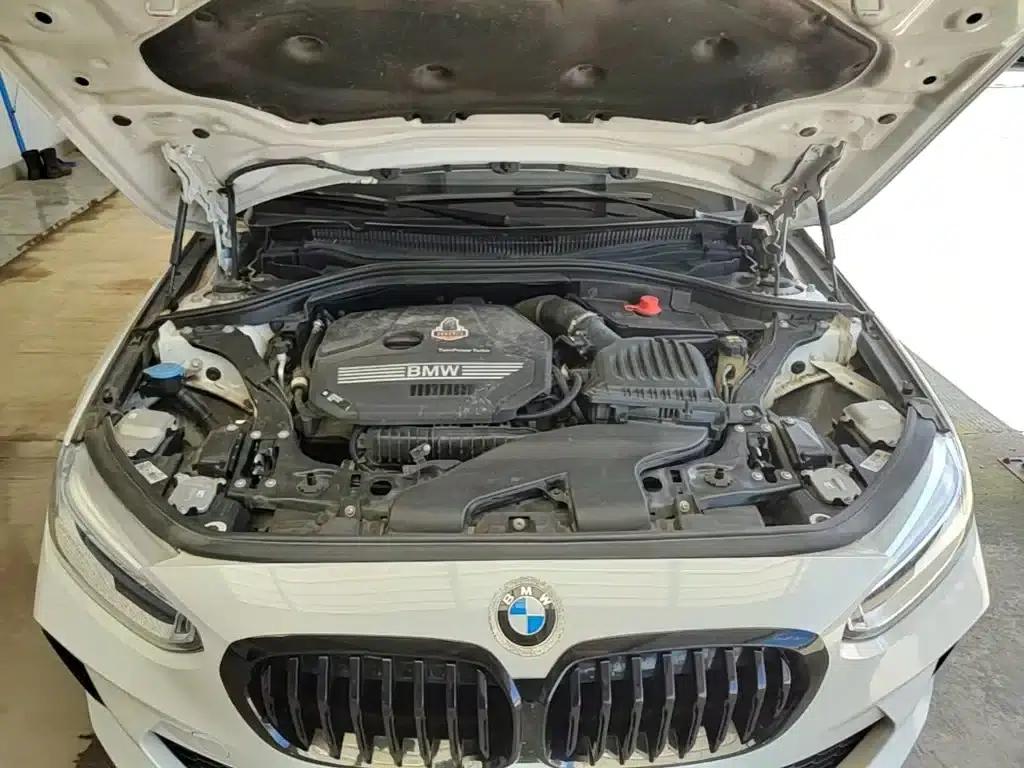 2021 BMW 1 Series 120i M Sport Shadow Edition — миниатюра 20