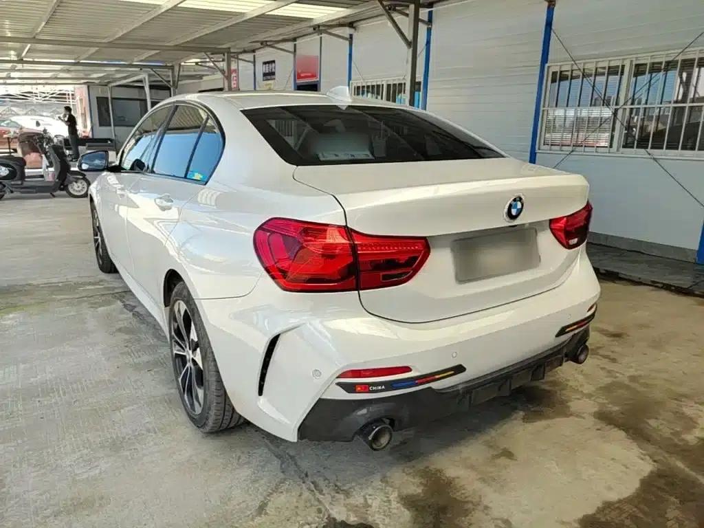 2021 BMW 1 Series 120i M Sport Shadow Edition — миниатюра 5