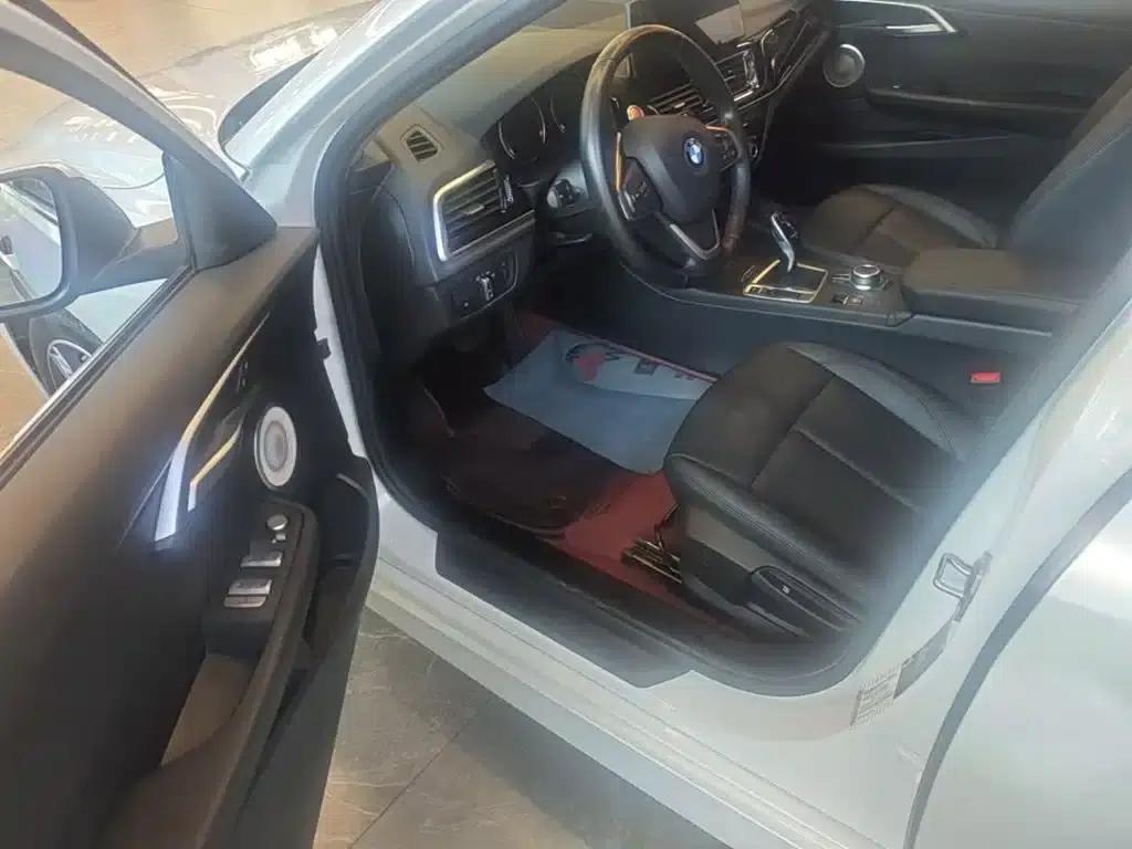 2022 BMW 1 Series 120i M Sport — миниатюра 16