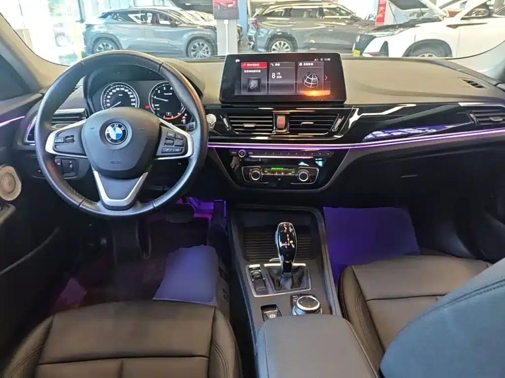 2022 BMW 1 Series 120i M Sport — миниатюра 10