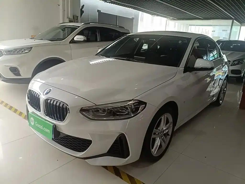 2019 BMW 1 Series 118i M Sport Package — миниатюра 2