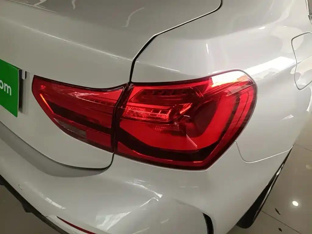 2019 BMW 1 Series 118i M Sport Package — миниатюра 8
