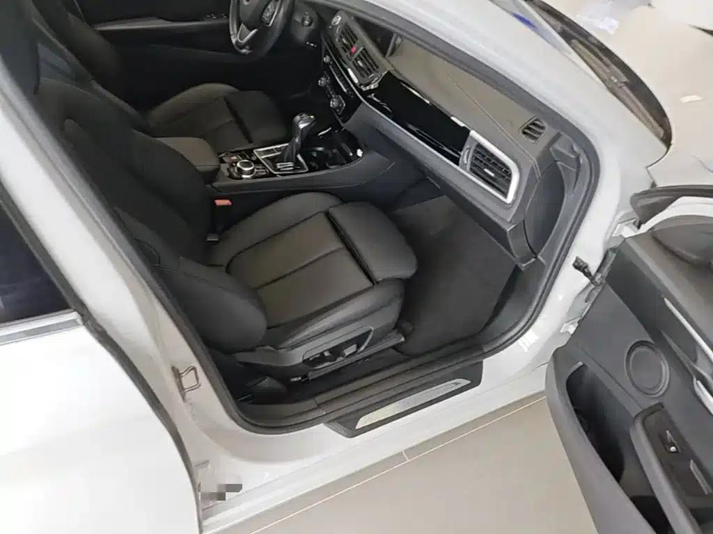 2018 BMW 1 Series 118i Design Package — миниатюра 11