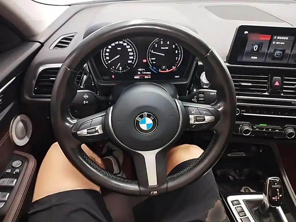 2021 BMW 1 Series 120i M Sport Shadow Edition — миниатюра 11