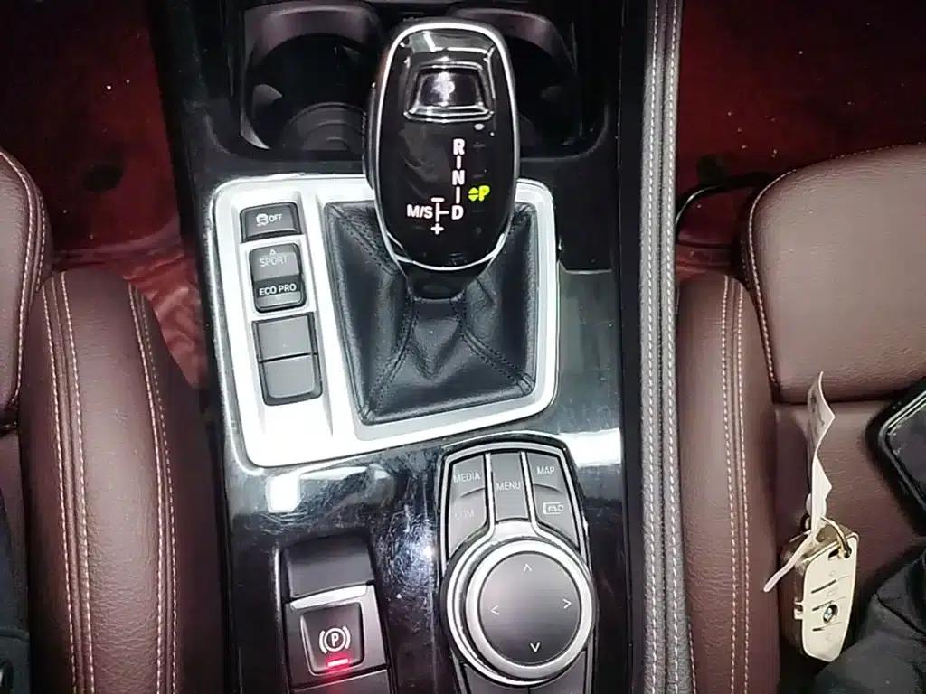 2021 BMW 1 Series 120i M Sport Shadow Edition — миниатюра 14