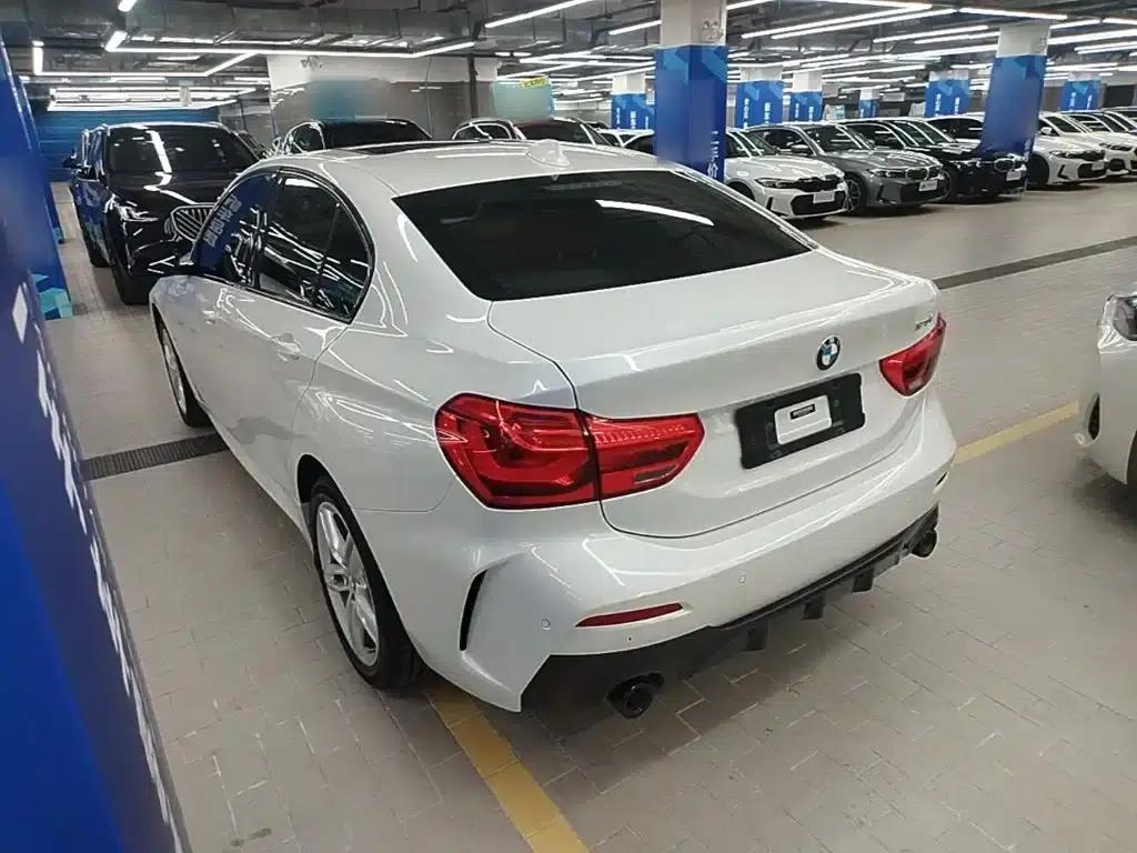 2021 BMW 1 Series 120i M Sport Shadow Edition — миниатюра 5