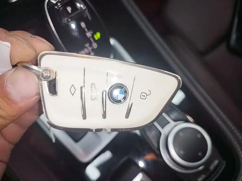 2021 BMW 1 Series 120i M Sport Shadow Edition — миниатюра 9