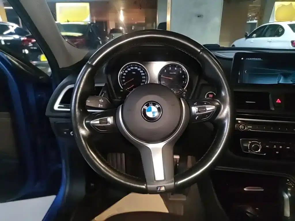 2019 BMW 1 Series 118i M Sport Package — миниатюра 11