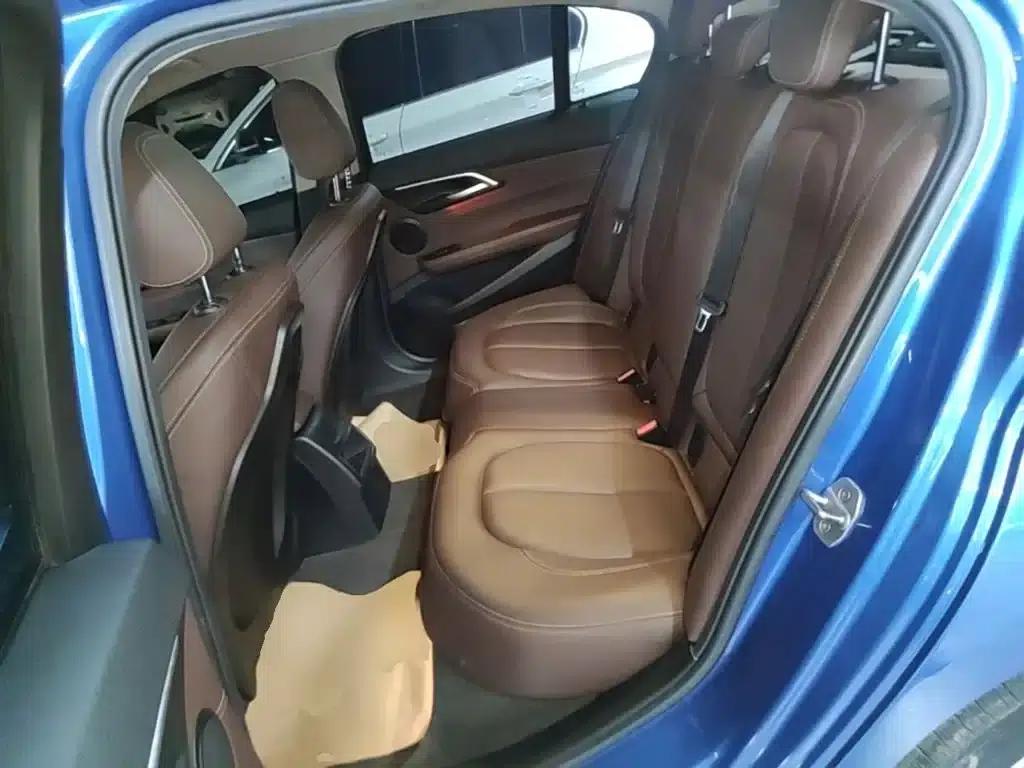 2019 BMW 1 Series 118i M Sport Package — миниатюра 17