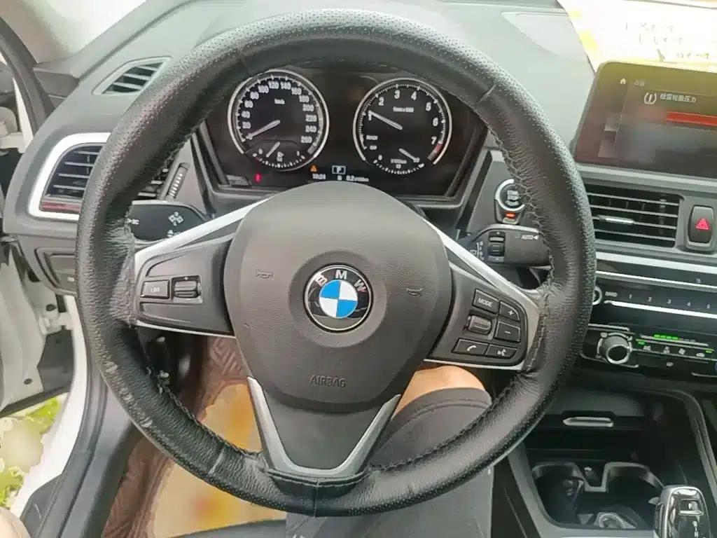 BMW 1 Series 2020 120i Fashion Edition — миниатюра 11