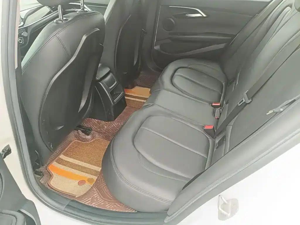 BMW 1 Series 2020 120i Fashion Edition — миниатюра 17