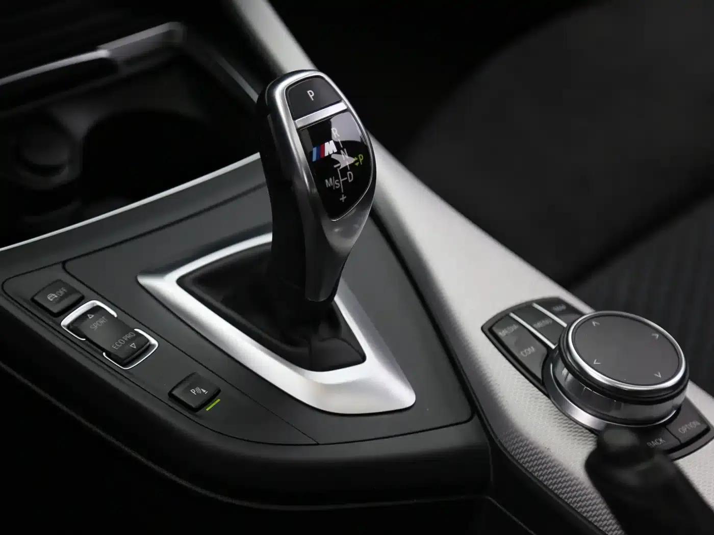 2018 BMW 1 Series M140i (Imported) — миниатюра 14