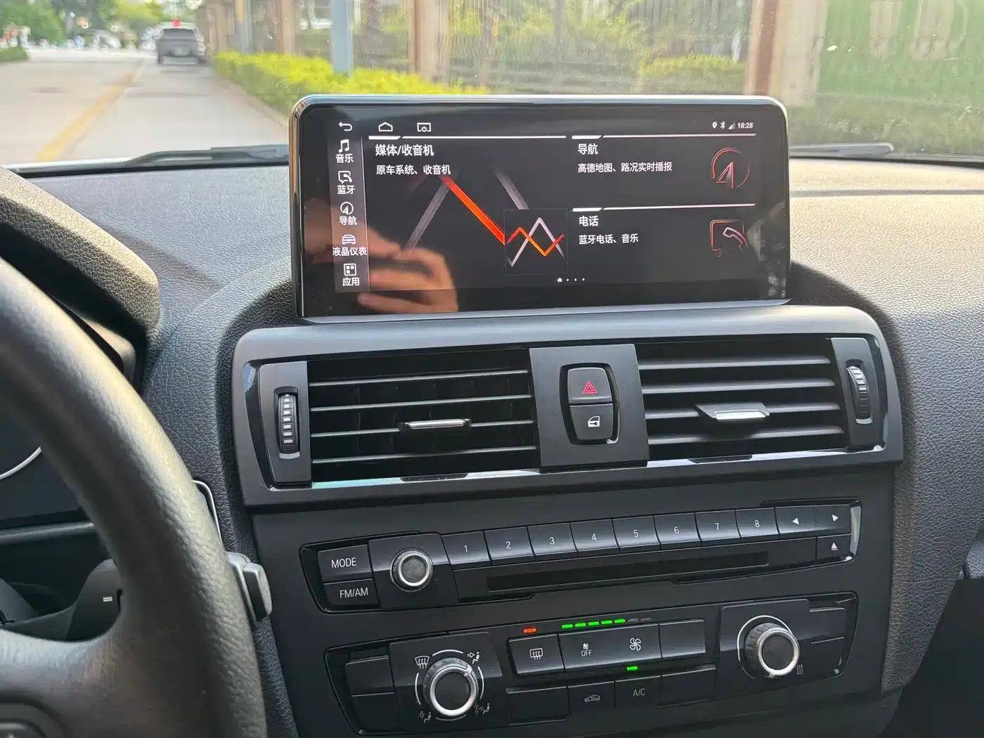 BMW 1 Series (Imported) 2013 Facelift 116i Leading Edition — миниатюра 13