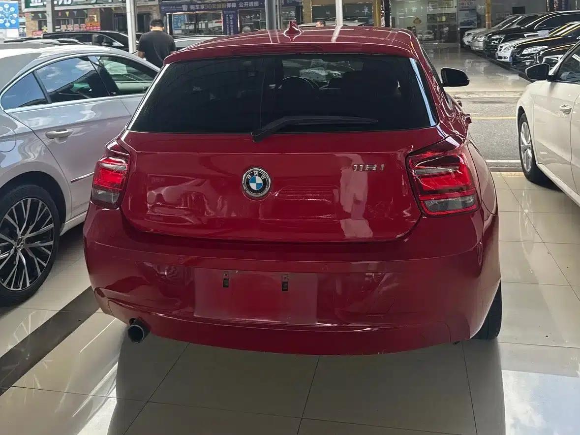 2013 BMW 1 Series (Imported) Facelift 118i Leading Edition — миниатюра 4