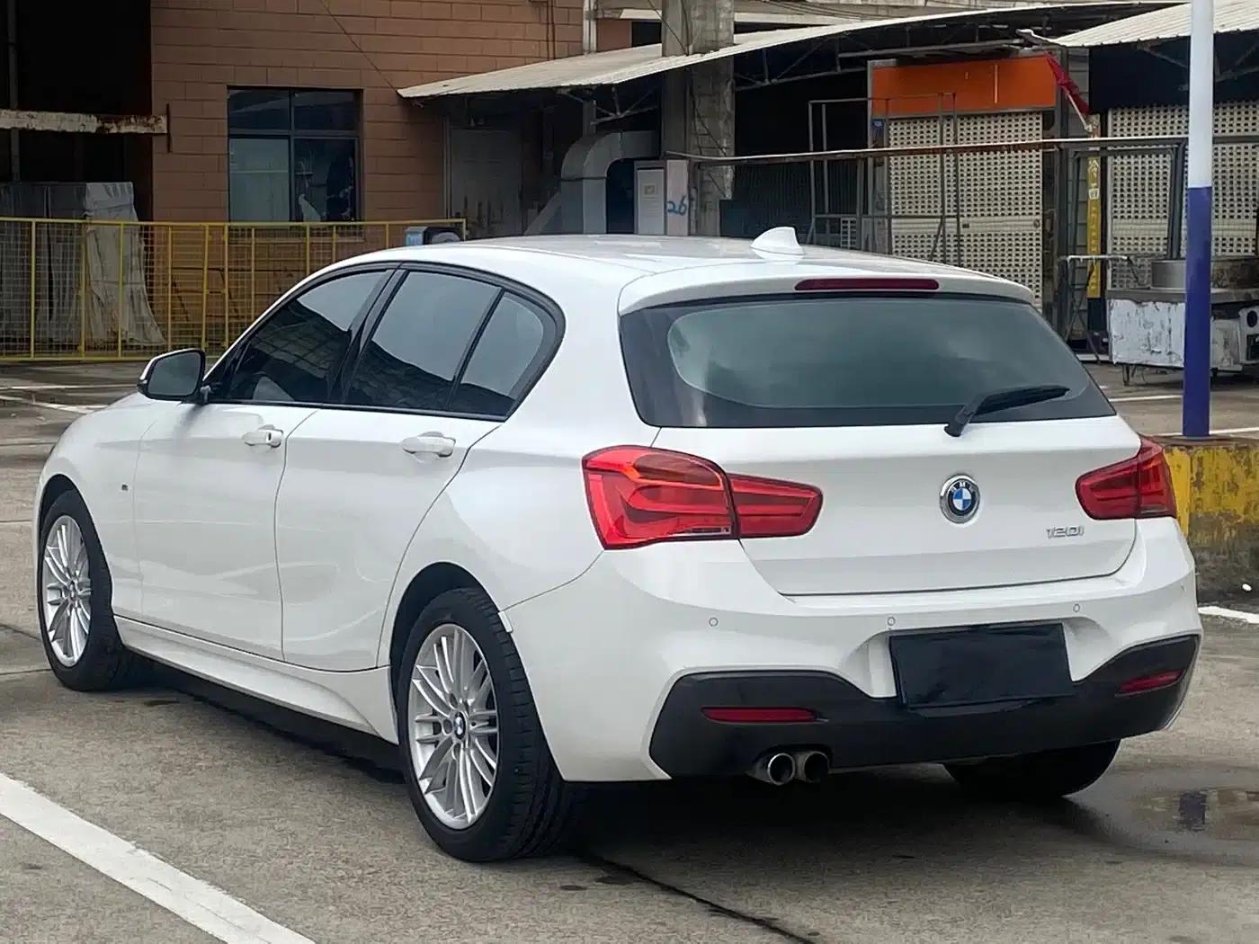 2018 BMW 1 Series Imported Model 120i M Sport Package — миниатюра 5