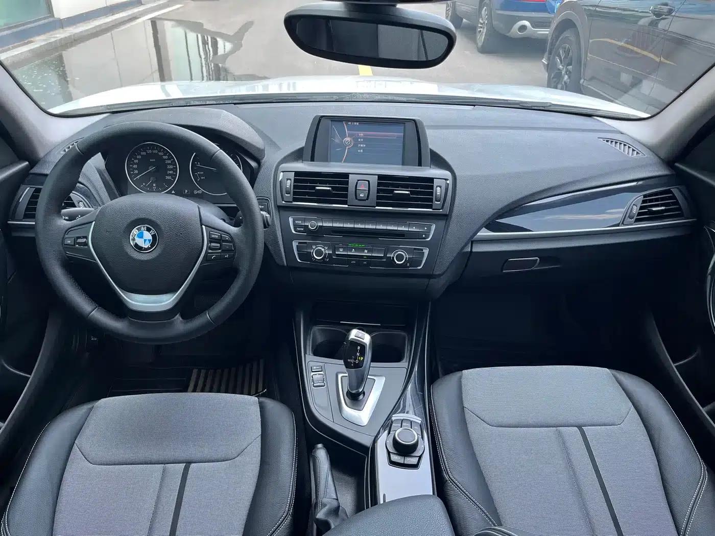 2013 BMW 1 Series (Imported) Facelift 116i Urban Edition — миниатюра 15