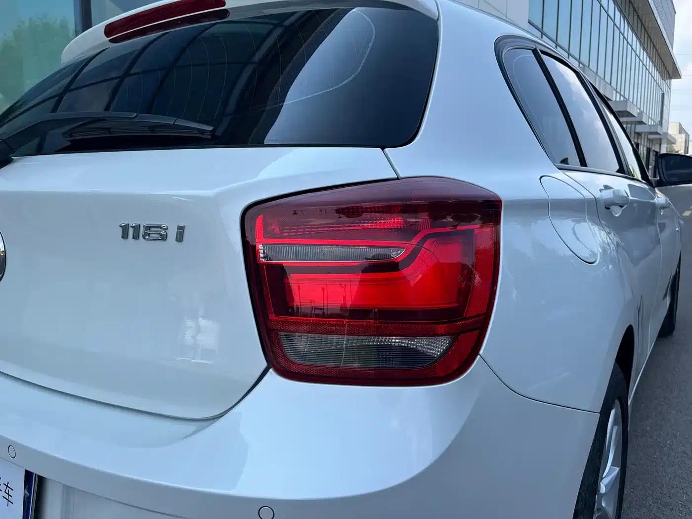 2013 BMW 1 Series (Imported) Facelift 116i Urban Edition — миниатюра 18