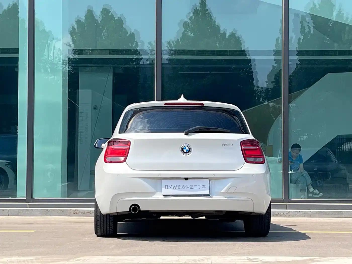 2013 BMW 1 Series (Imported) Facelift 116i Urban Edition — миниатюра 4