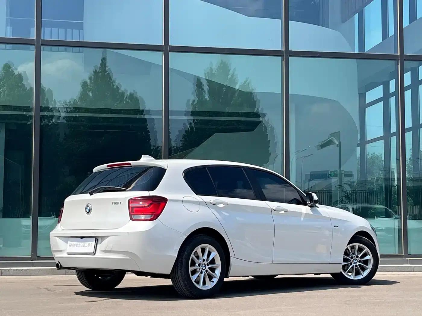2013 BMW 1 Series (Imported) Facelift 116i Urban Edition — миниатюра 6