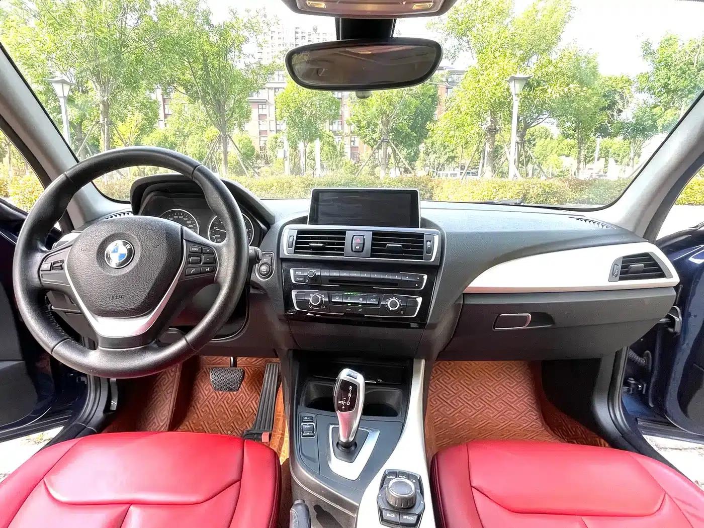 2015 BMW 1 Series Imported Model 118i Leading Edition — миниатюра 11