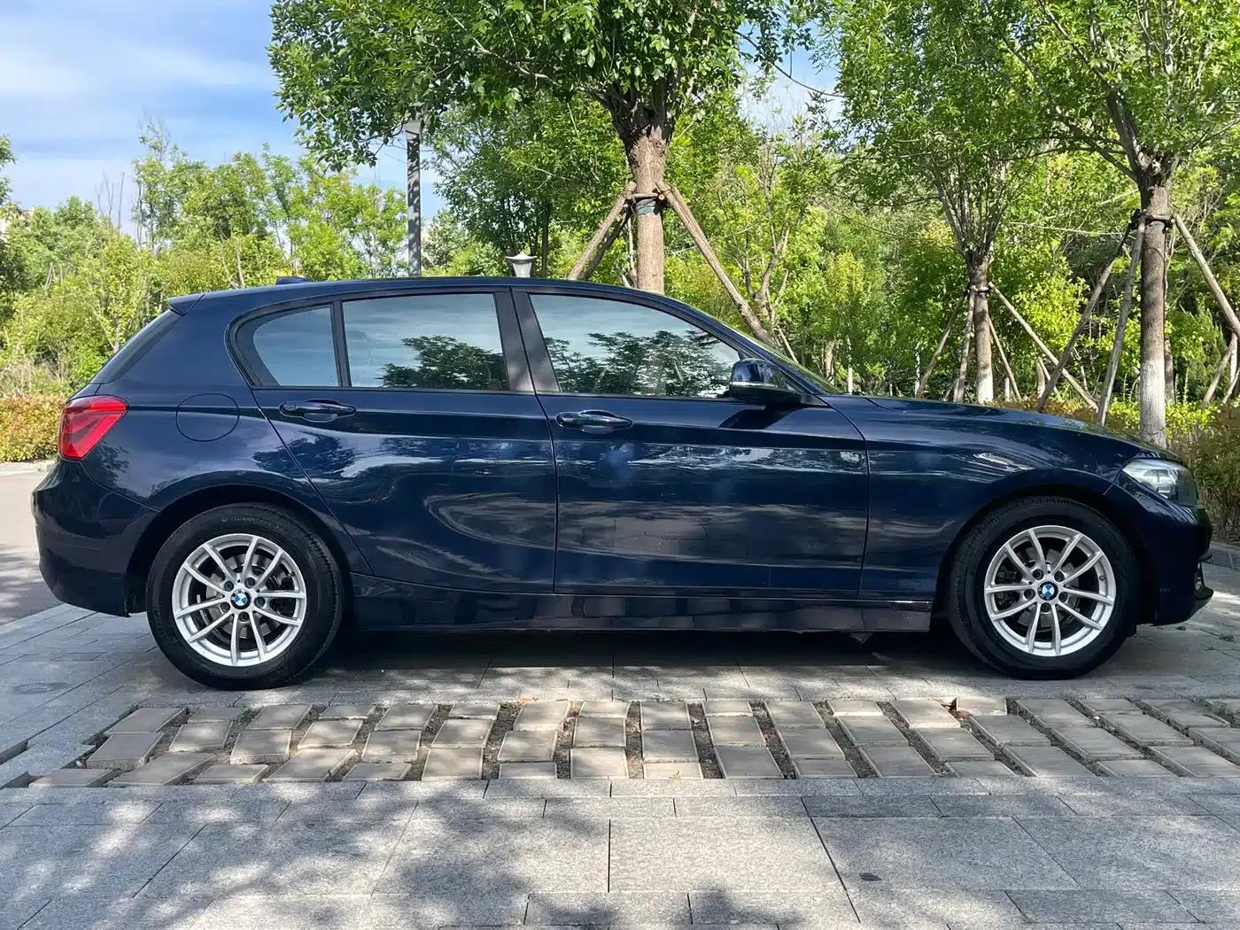 2015 BMW 1 Series Imported Model 118i Leading Edition — миниатюра 8