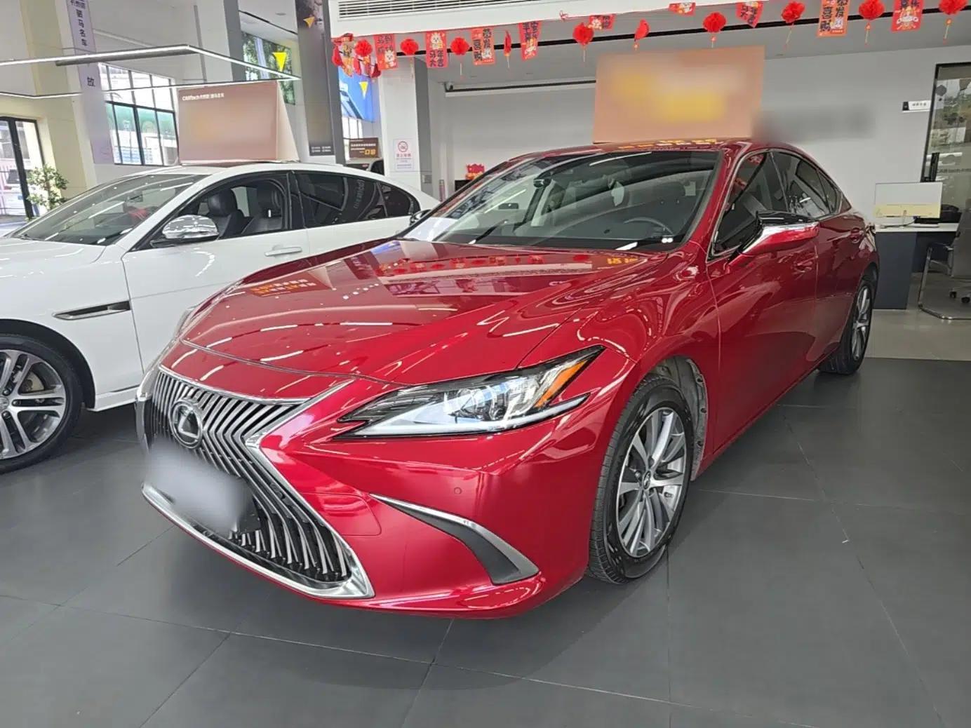 Lexus ES 2020 200 Excellence Edition — миниатюра 1