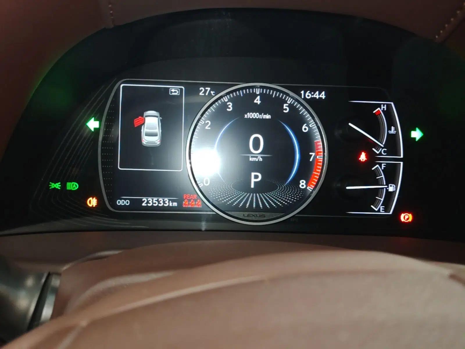 Lexus ES 2020 200 Excellence Edition — миниатюра 14