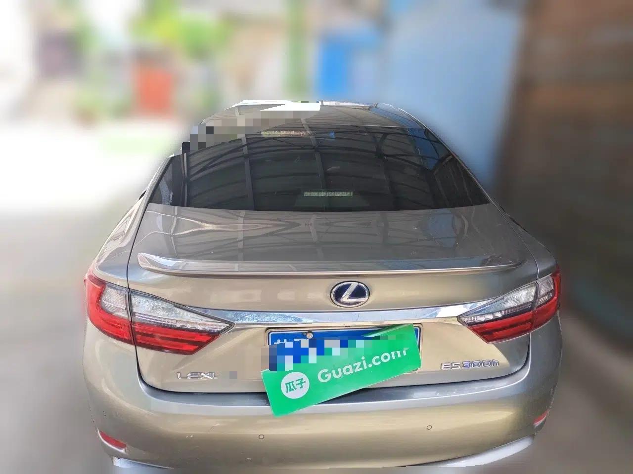 Lexus ES 2015 300h Comfort Edition — миниатюра 5