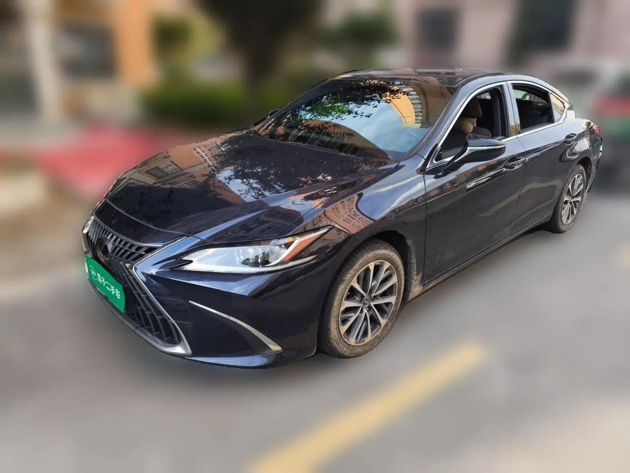 Lexus ES 2021 200 Excellence Edition — миниатюра 1