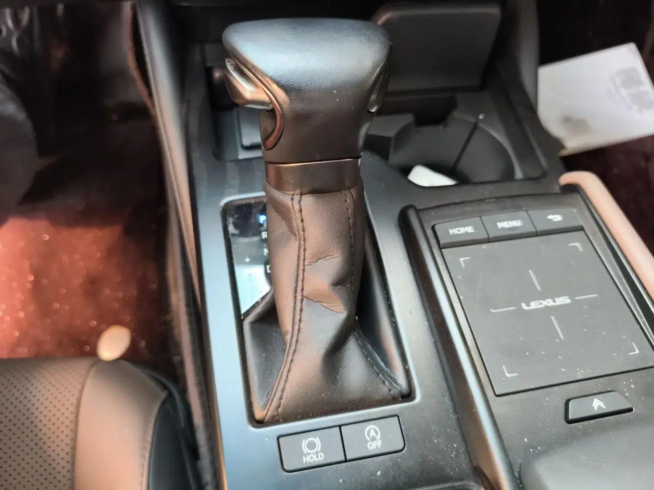 Lexus ES 2021 200 Excellence Edition — миниатюра 14