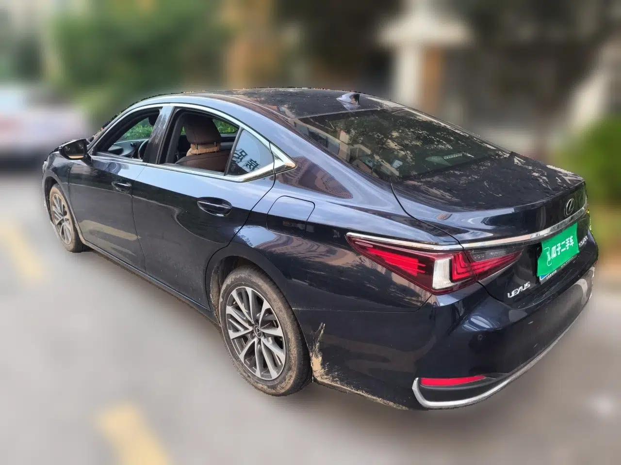 Lexus ES 2021 200 Excellence Edition — миниатюра 4