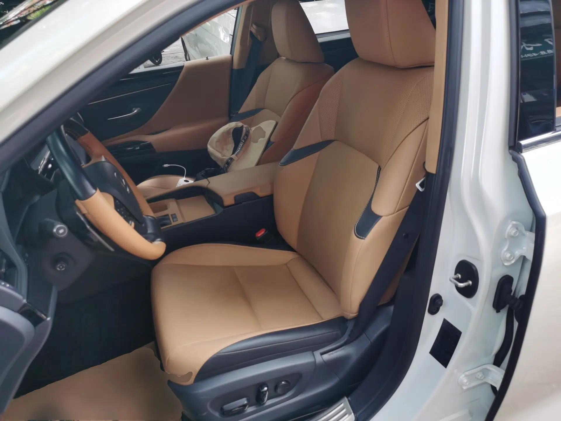 Lexus ES 2023 200 Excellence Edition — миниатюра 15