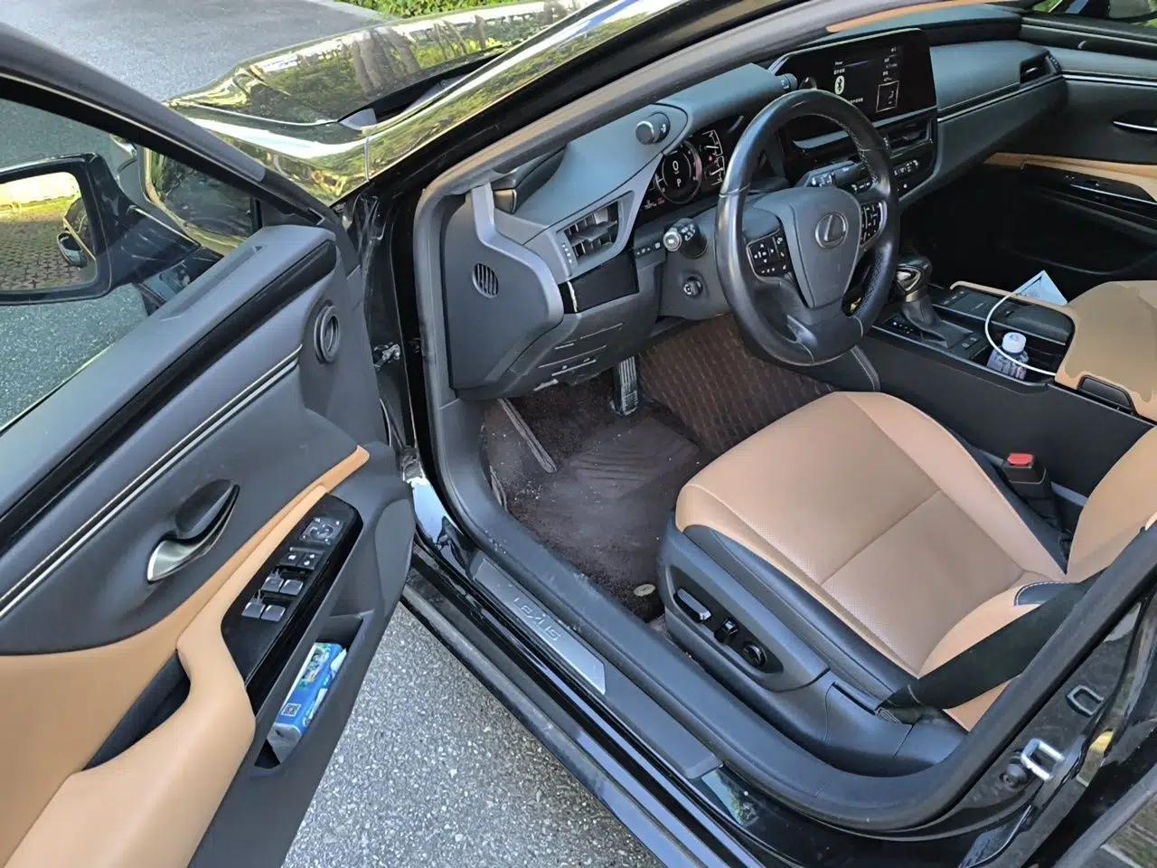 Lexus ES 2021 200 Excellence Edition — миниатюра 16