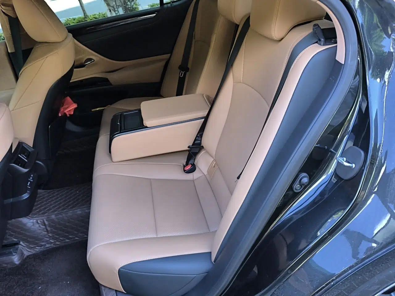 Lexus ES 2021 200 Excellence Edition — миниатюра 17