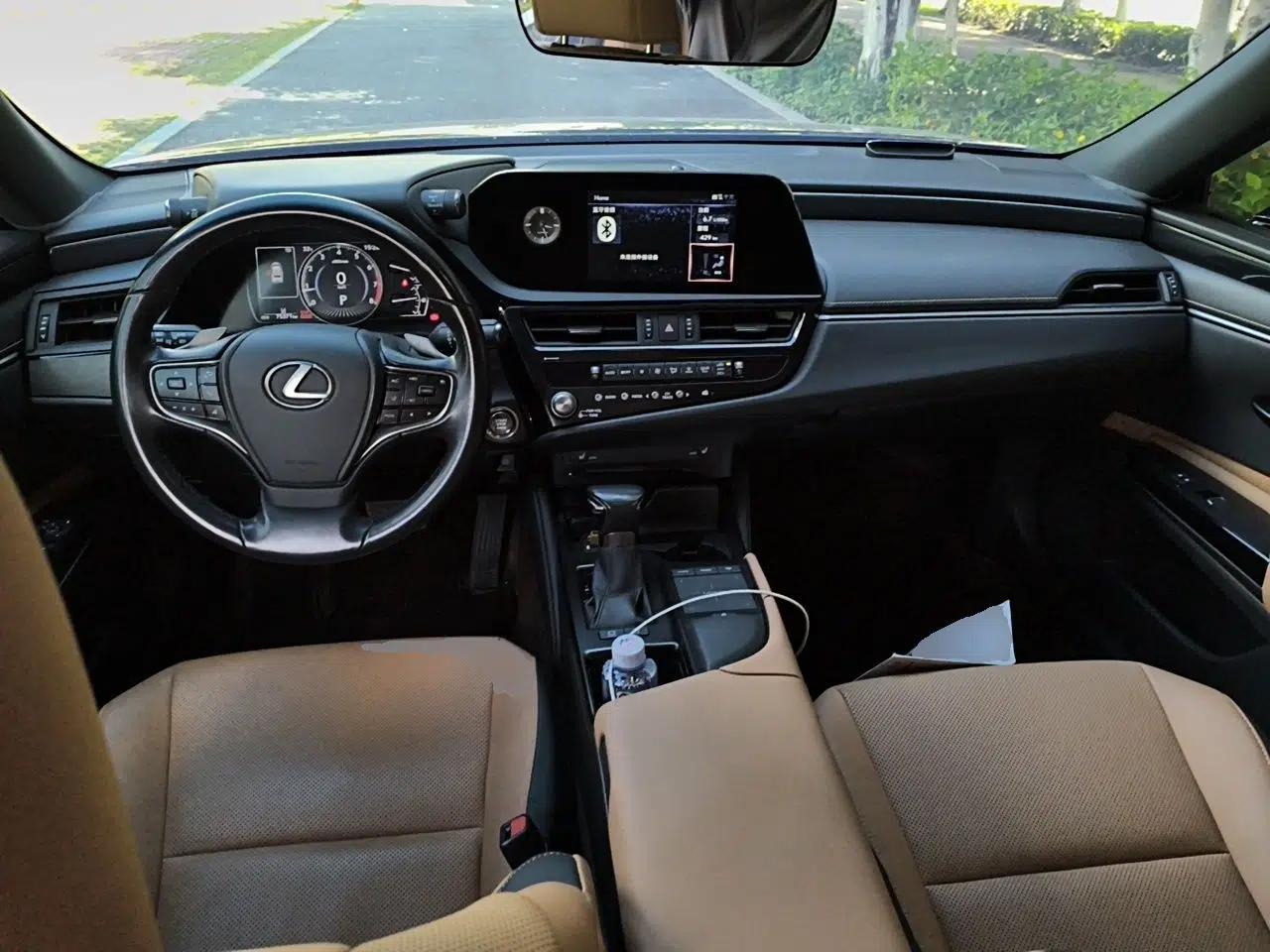 Lexus ES 2021 200 Excellence Edition — миниатюра 9