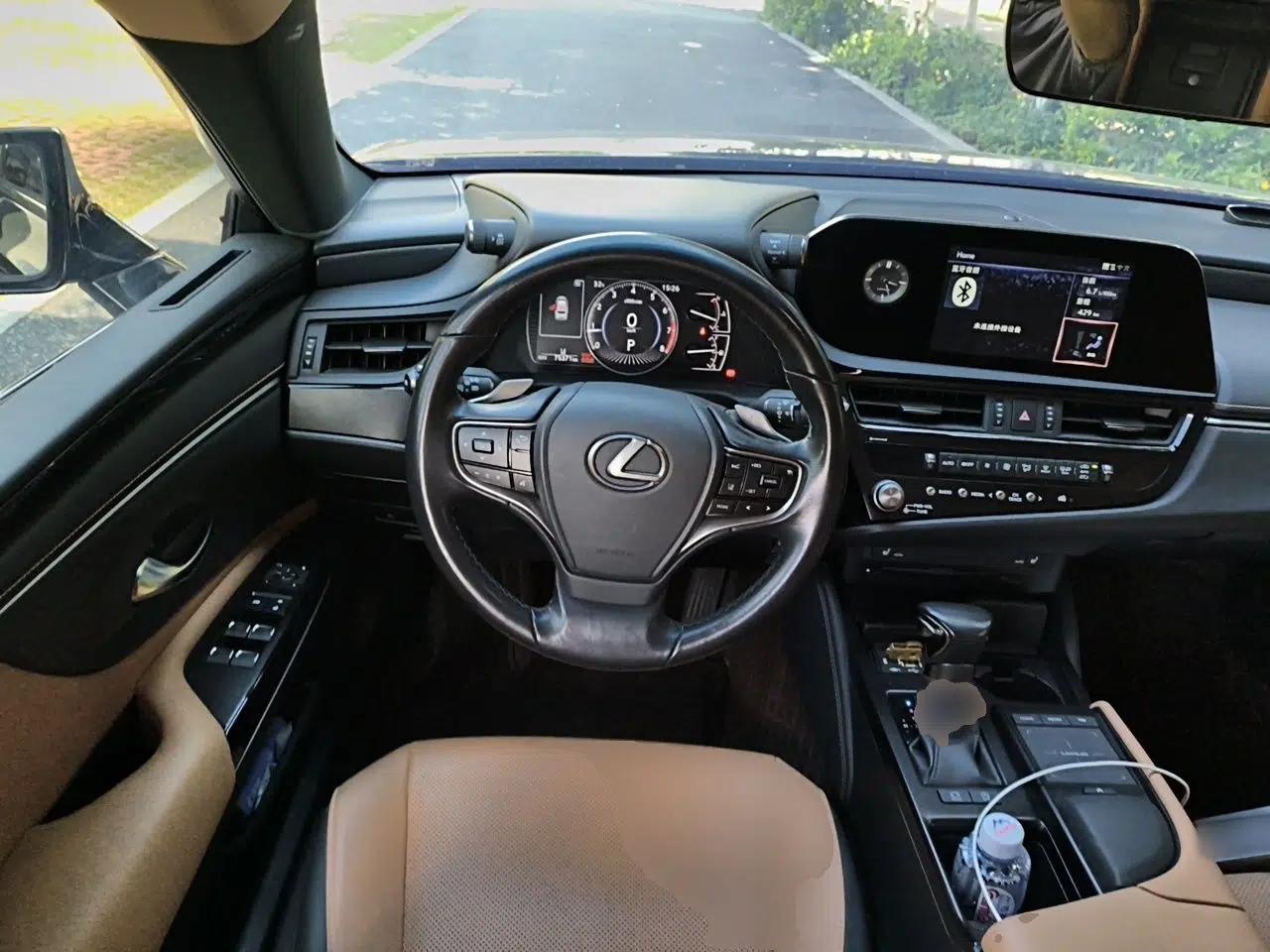 Lexus ES 2021 200 Excellence Edition — миниатюра 10