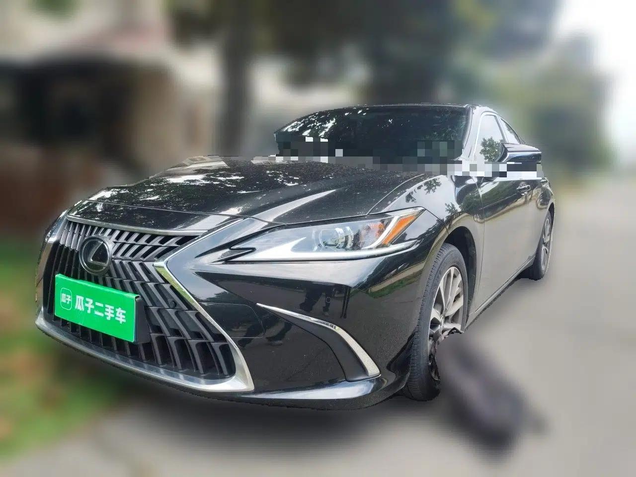 Lexus ES 2022 200 Excellence Edition — миниатюра 1