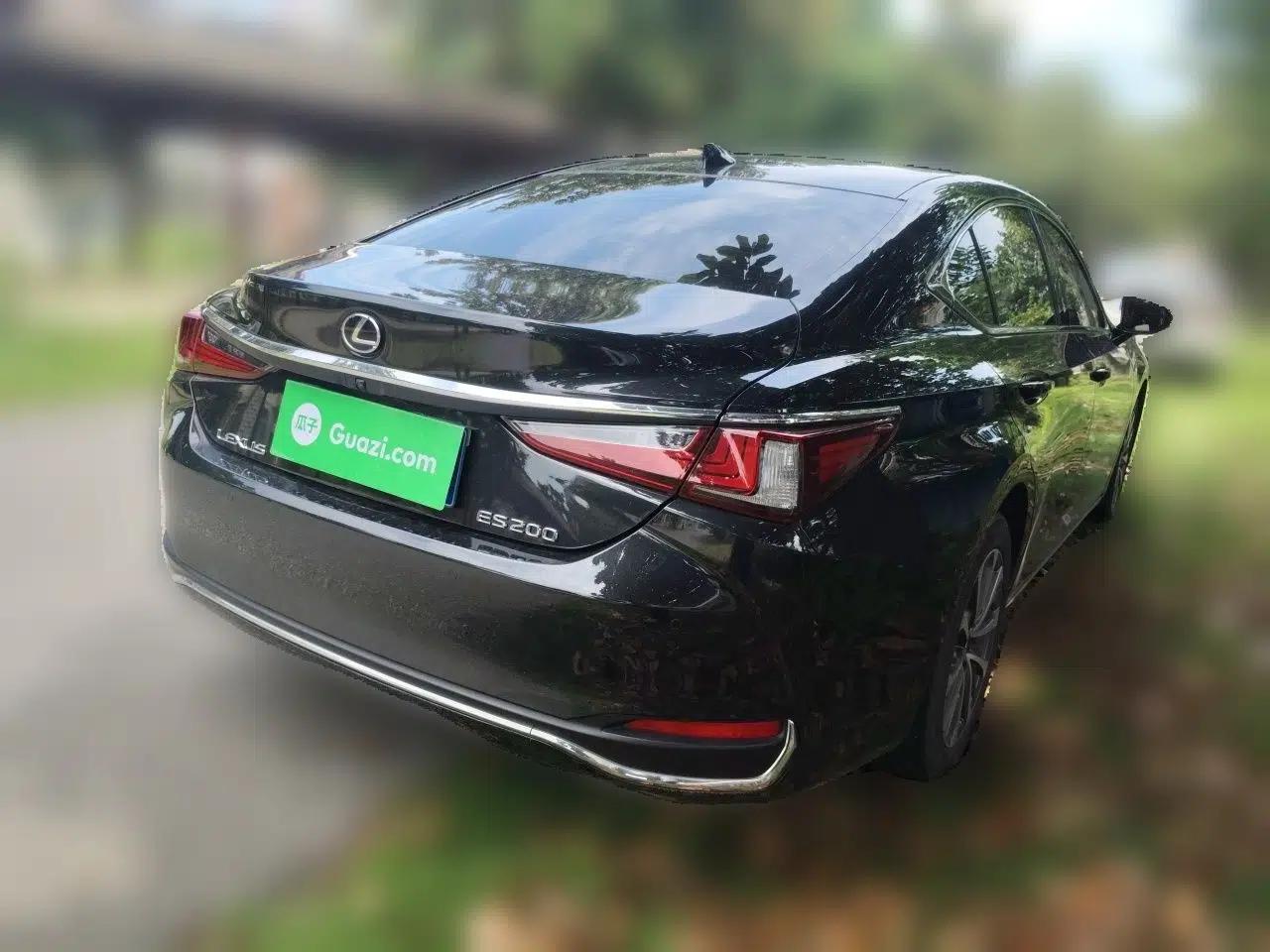 Lexus ES 2022 200 Excellence Edition — миниатюра 6