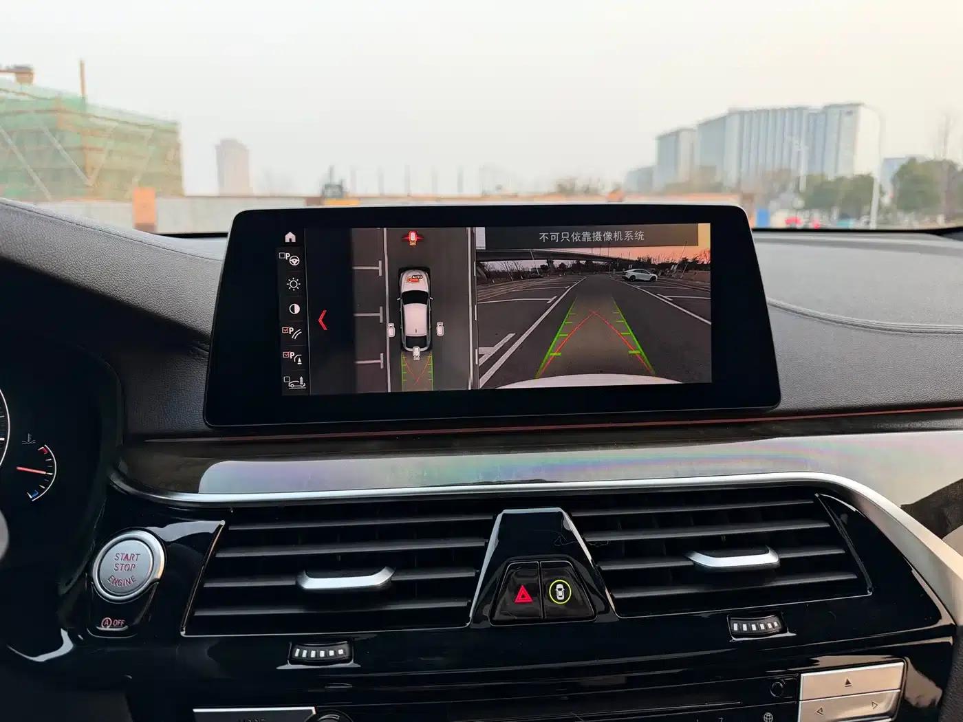 2019 BMW 6 Series GT 630i M Sport Package — миниатюра 15