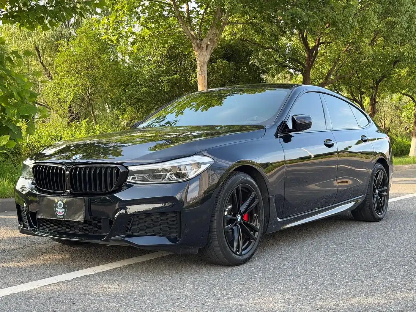 2020 BMW 6 Series GT 630i M Sport Package — миниатюра 1