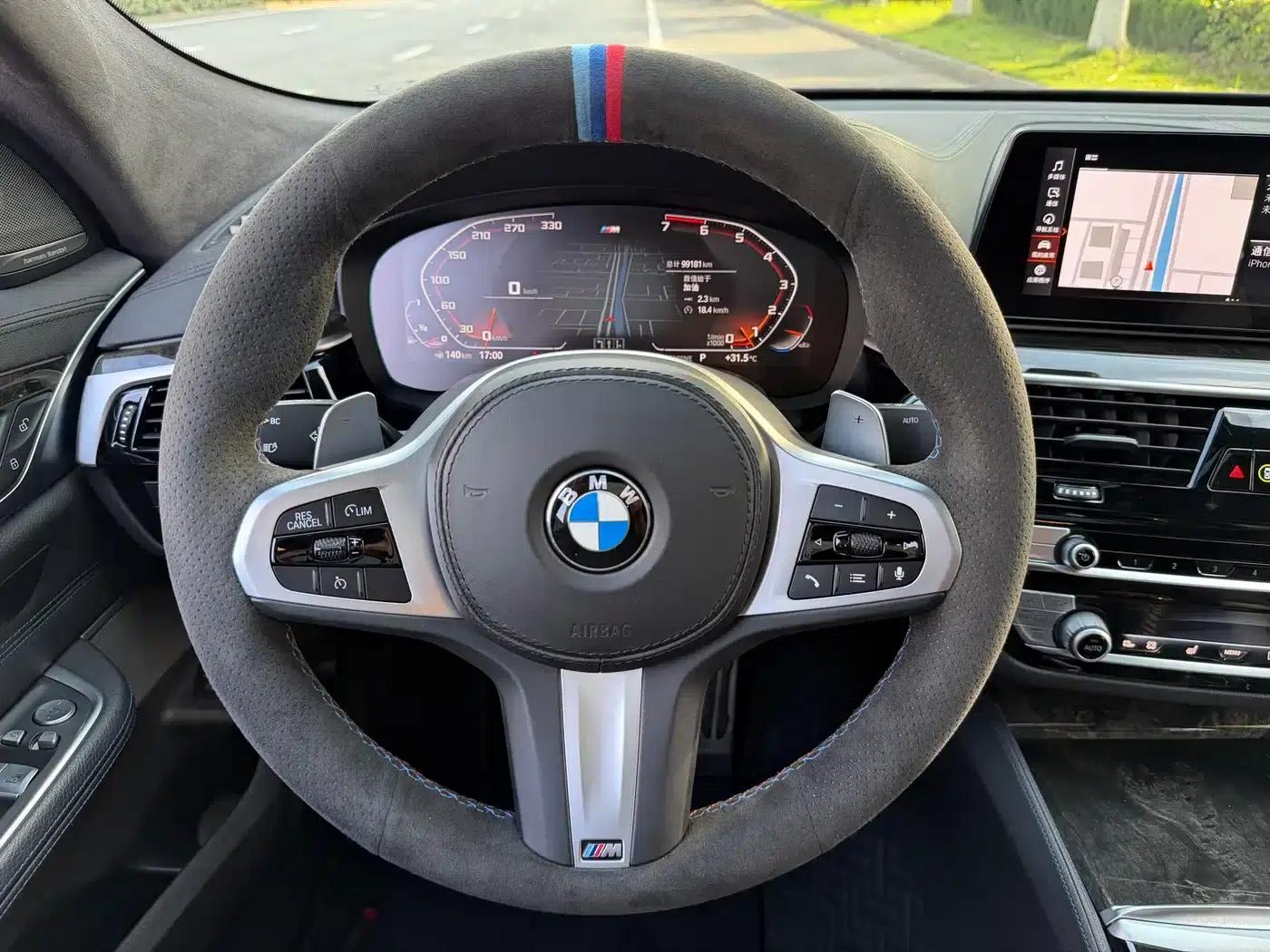 2020 BMW 6 Series GT 630i M Sport Package — миниатюра 13