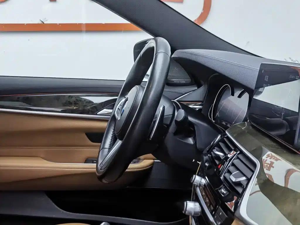 2018 BMW 6 Series GT 630i Luxury Design Package — миниатюра 22