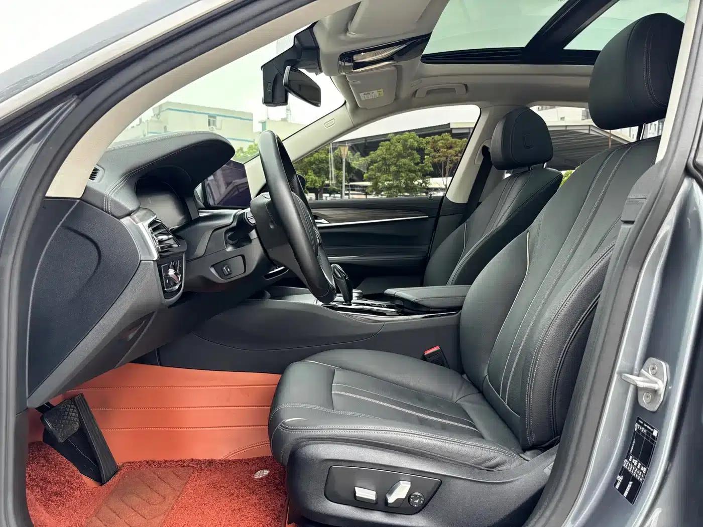 2021 BMW 6 Series GT 630i Luxury Design Package — миниатюра 12