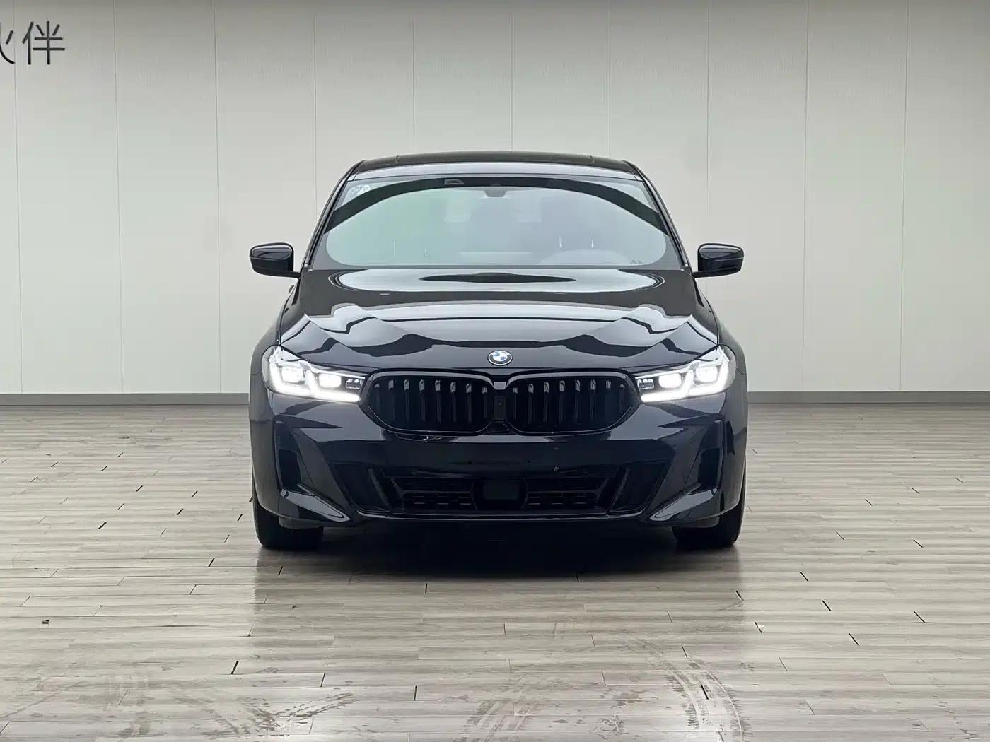 2021 BMW 6 Series GT 630i M Sport Package — миниатюра 3