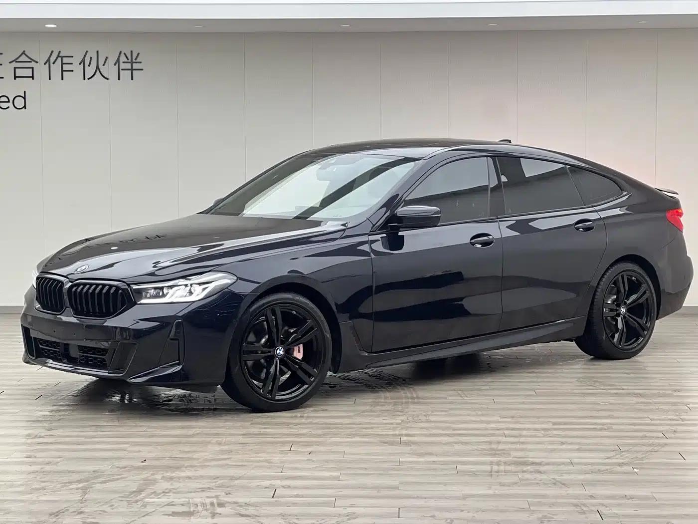 2021 BMW 6 Series GT 630i M Sport Package — миниатюра 4