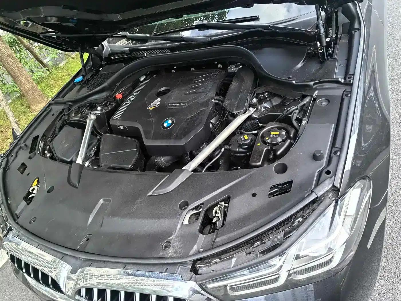 BMW 6 Series GT 2021 630i M Sport Grand Tourer — миниатюра 6