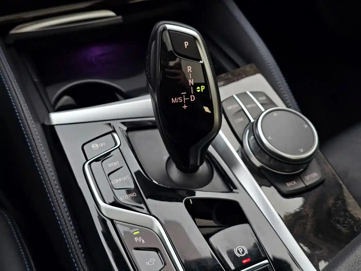 2021 BMW 6 Series GT Facelift 630i M Sport Package — миниатюра 13