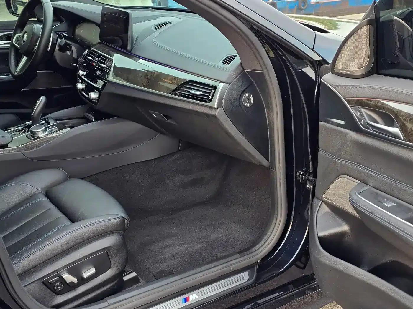 2021 BMW 6 Series GT Facelift 630i M Sport Package — миниатюра 16