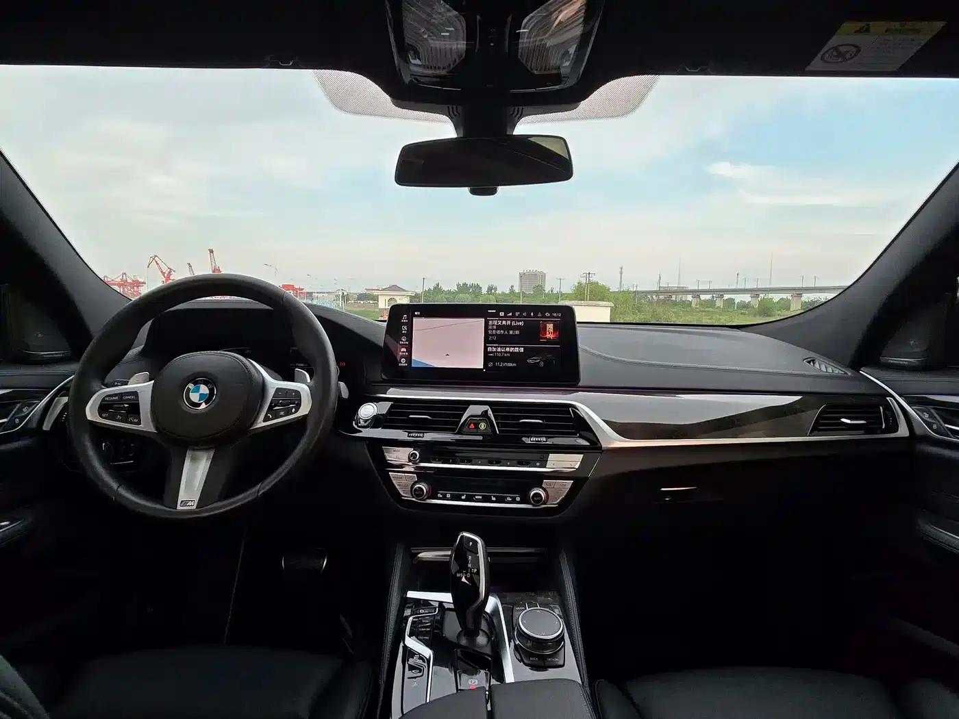 2021 BMW 6 Series GT Facelift 630i M Sport Package — миниатюра 21