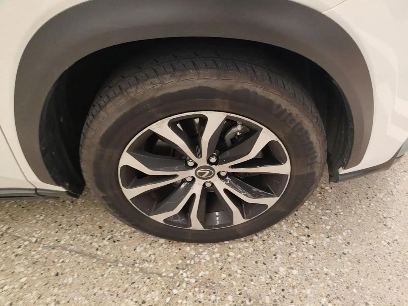 Lexus NX 2015 200t All-Wheel-Drive F SPORT — миниатюра 8